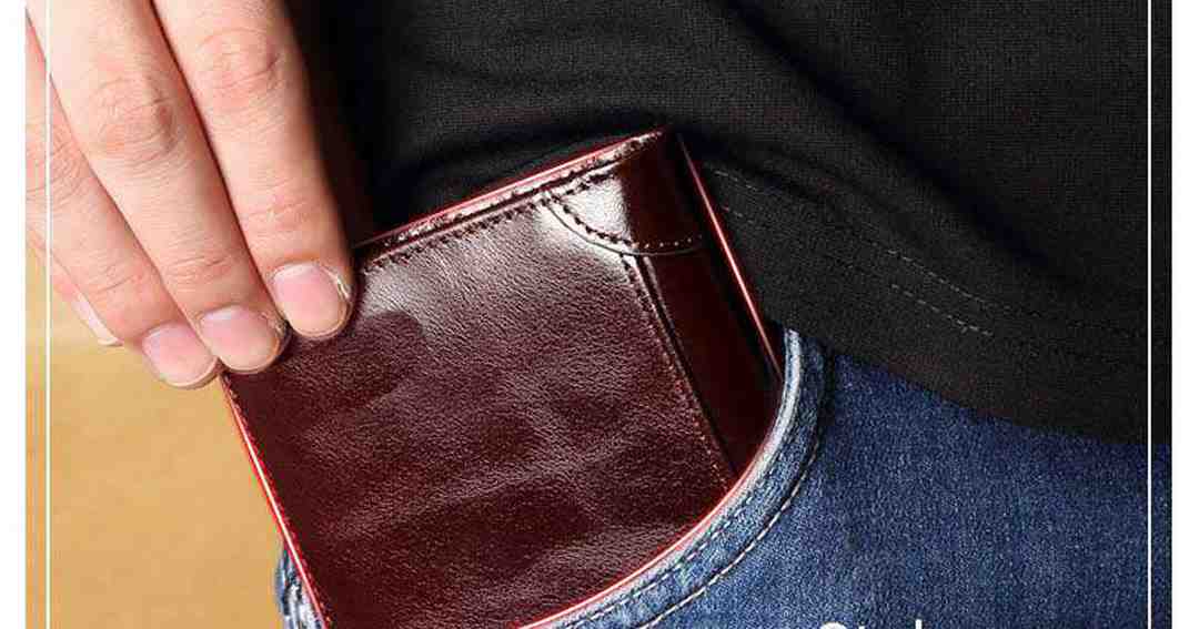 Mộng thấy kẻ trộm lấy sạch tiền trong ví mang ý nghĩa bạn có nhiều tiền 